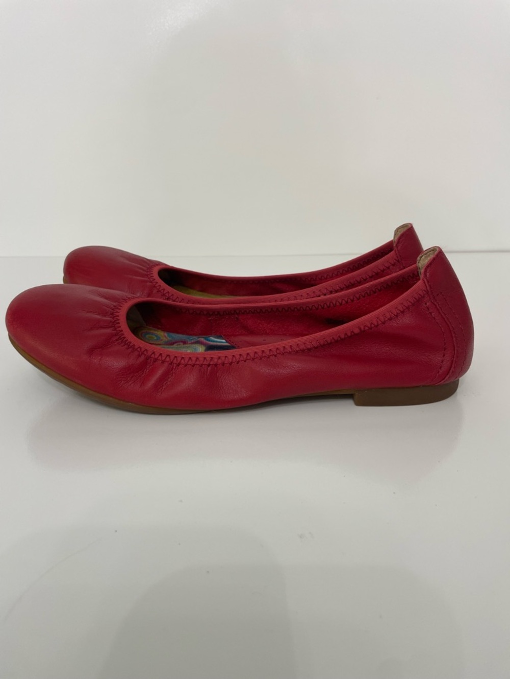 Born Women's Red Leather Ballet Flats, size 6